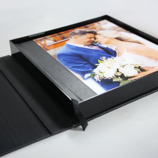 The Victoria Album - Image 12